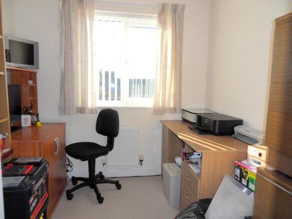 BEDROOM 3