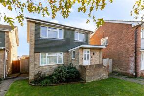 3, Hazelwood Gardens, St. Leonards-on-sea TN37 7HL