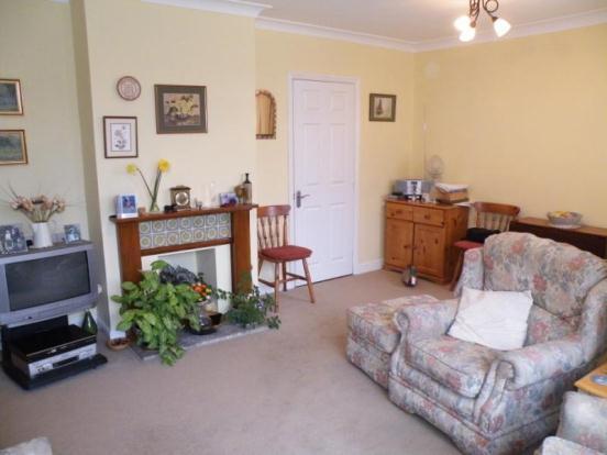 2 SITTING ROOM