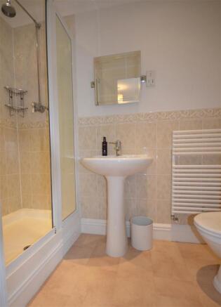 En Suite 2