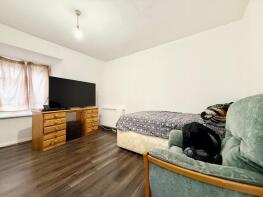 Flat 8, Albany Court, Dallow Road, Luton LU1 1NP