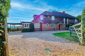 1, Fields End Farm, Pouchen End Lane, Hemel Hempstead HP1 2SD