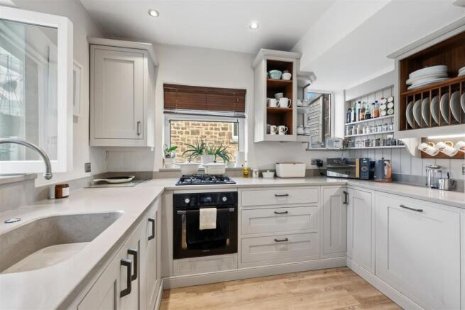 Saxton Mee Flora Dene 0028.jpg