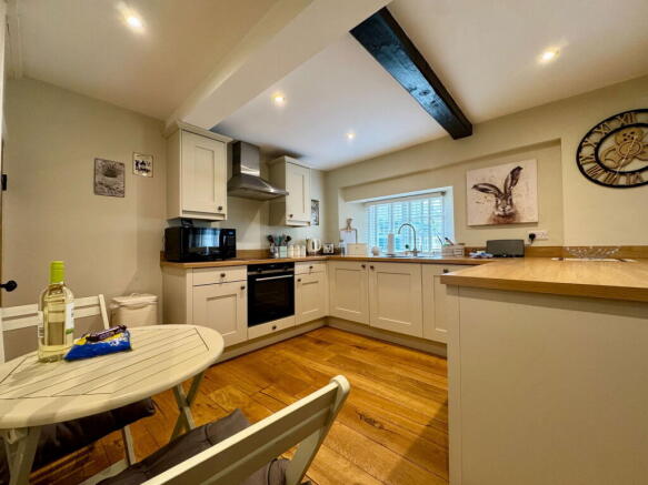 2 bed Cottage for sale Image 4