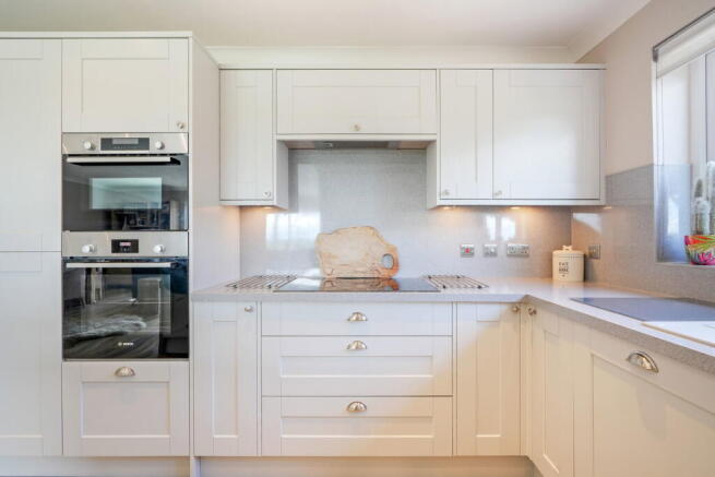 3 bed Detached Bungalow for sale Image 10