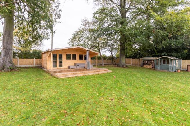 Log cabin