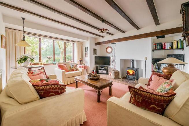 SITTING ROOM