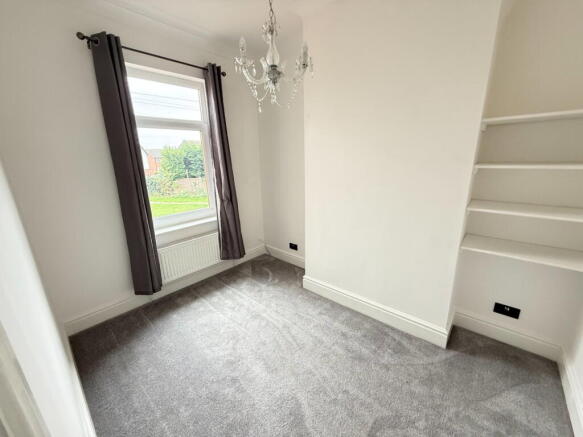 2 bed Terraced for sale Image 6