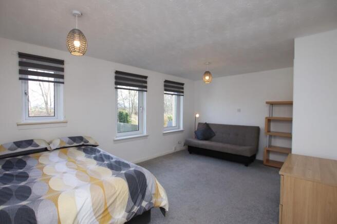 Bedroom/Lounge