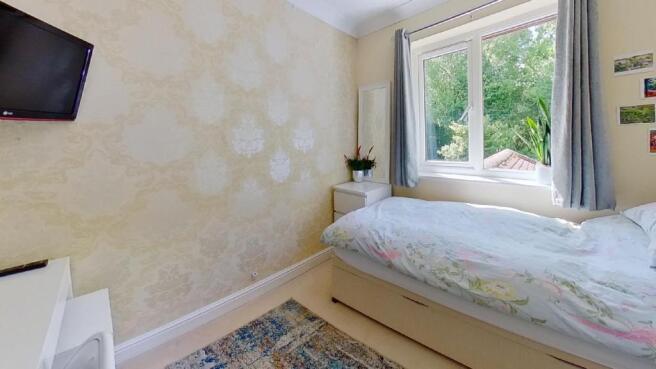 Clover-Avenue-Bishops-Stortford-Bedroom(2).jpg