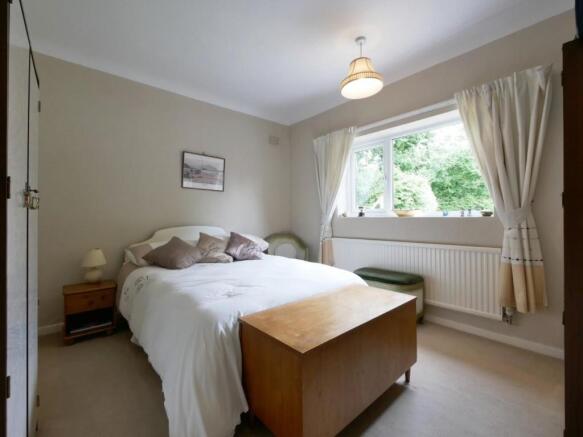 PRINCIPAL BEDROOM
