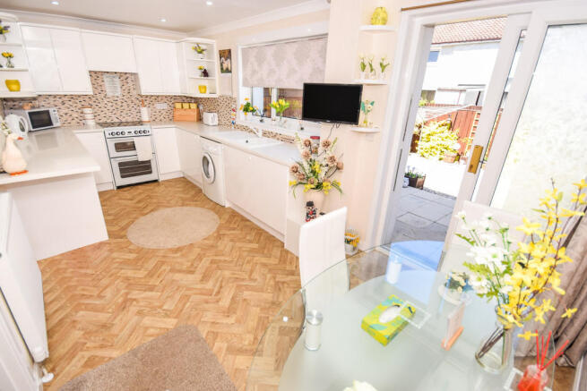 Dining Kitchen