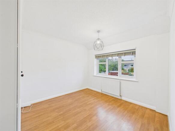 3 bed Semi-Detached for sale Image 12