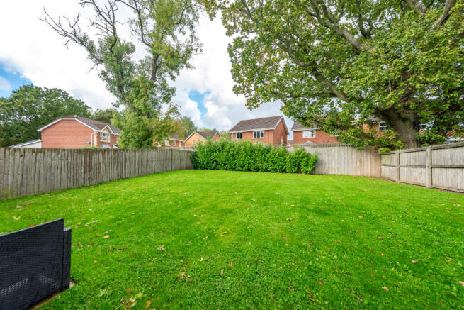 Brookbridge Close, Walton Le Dale, Lancashire photo 2