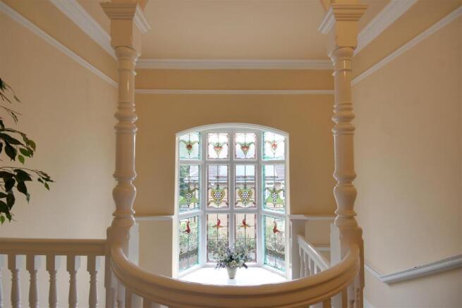 2 bed Apartment for sale Image 9