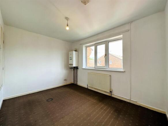 2 bed Terraced for sale Image 8