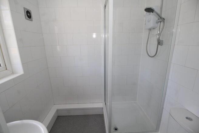 1 bed Apartment to rent Image 5
