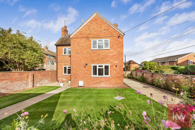 3-bed detached on Rose Hill, Binfield, Berkshire, RG42, £550,000