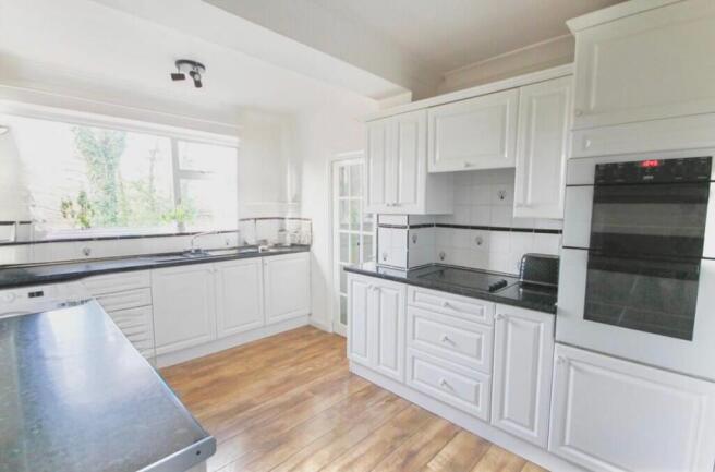 PHOTO-2025-12-15-...