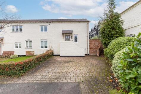 Broxton Hall Mews, Whitchurch Road, Broxton, Chester