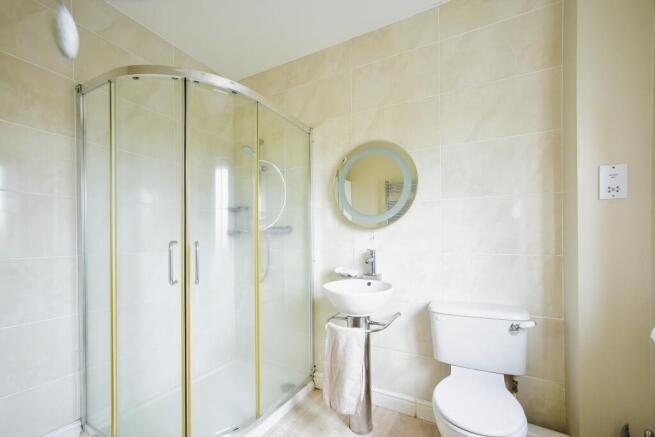 Master En-suite
