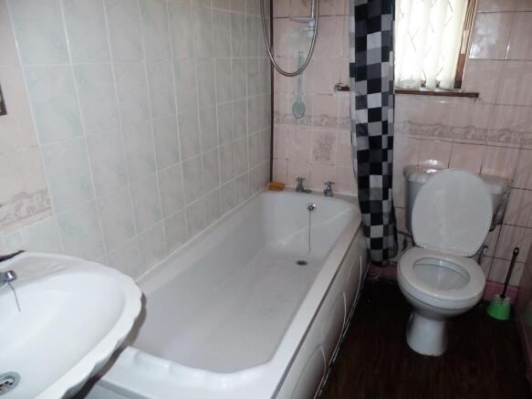 3 bed Terraced to rent Image 11