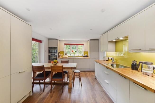 Kitchen/Breakfast Room