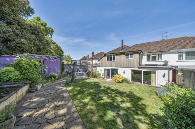 19-681dee47686fa-...