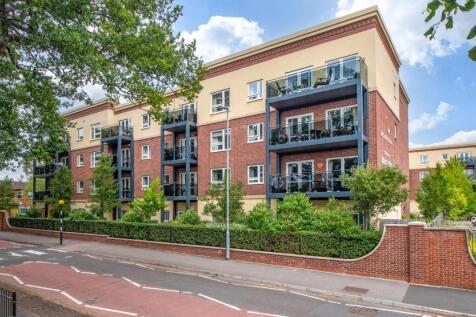 Recreation Road, Bromsgrove, Worcestershire, B61