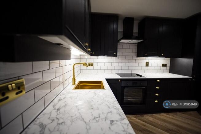 Kitchen / Living