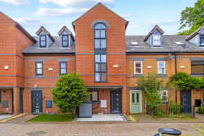 99, Ye Priory Court, Liverpool L25 7BG