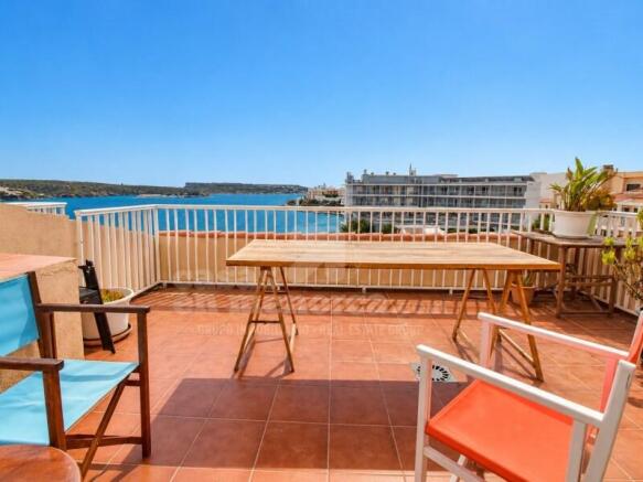 Duplex flat on the seafront in Es Castell