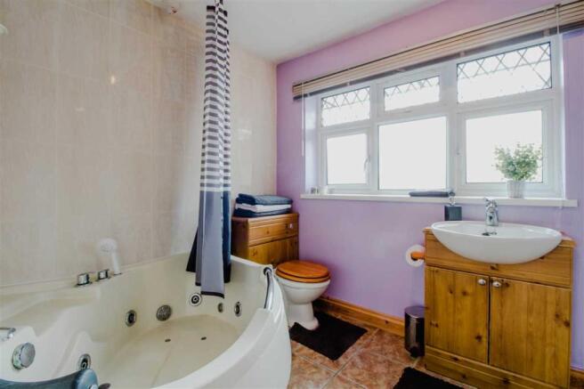 En Suite Shower Room