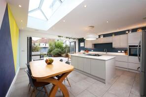 4, Ashley Park, Montpelier, Bristol BS6 5DX