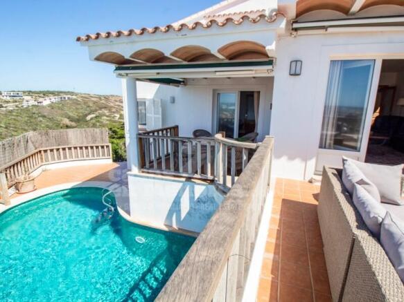 Villa with pool and sea views in Cala LLonga