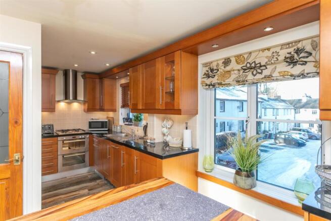 Kitchen Dining C.jpg