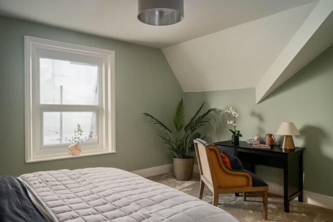 2 bed Flat for sale Image 4