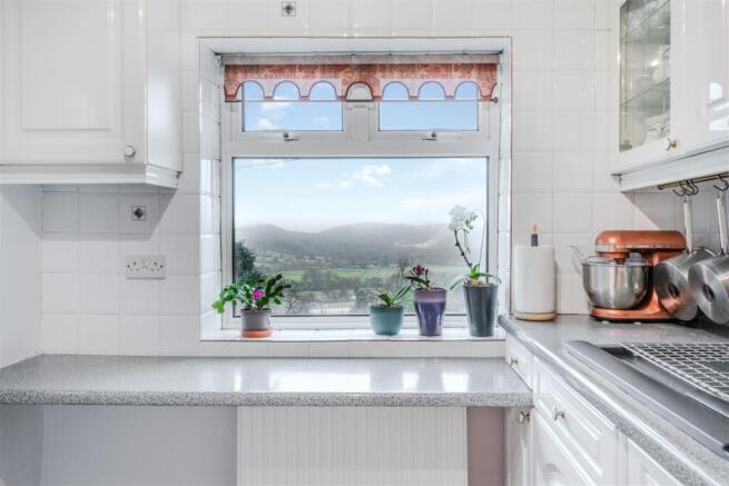 Kitchen-2.jpg