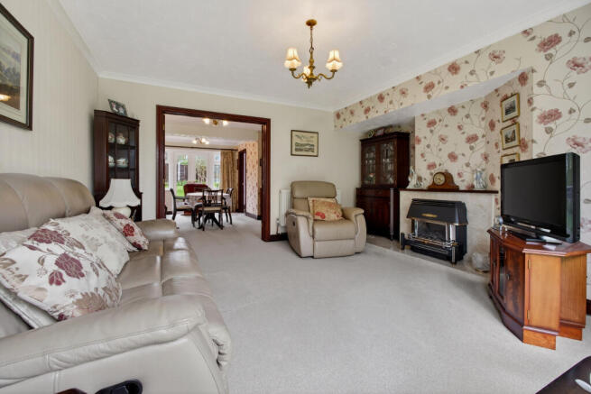 Living Room (2)