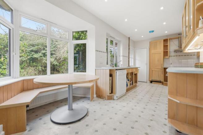 Kitchen/Breakfast Room