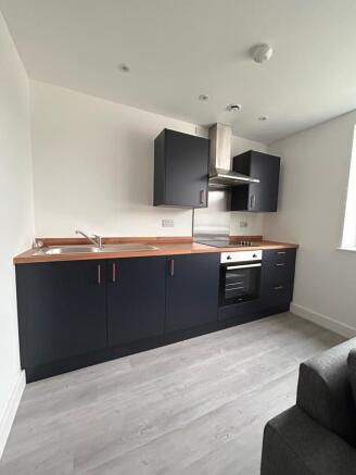 1 bed Apartment to rent Image 4
