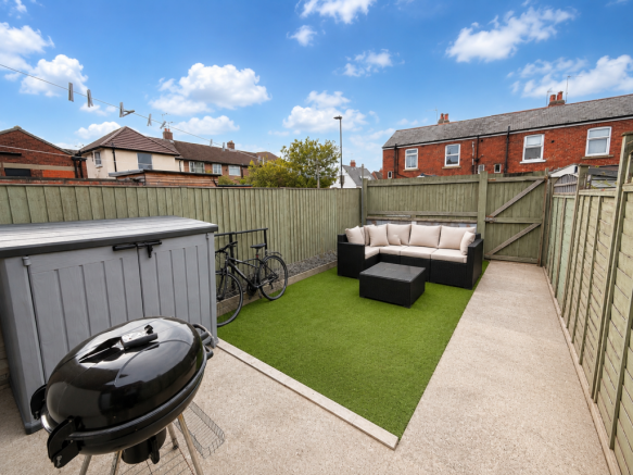 2 bed Terraced for sale Image 10