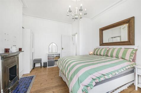 Brightwell Crescent, SW17