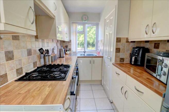 Hawkesford Close, Castle Bromwich photo 4
