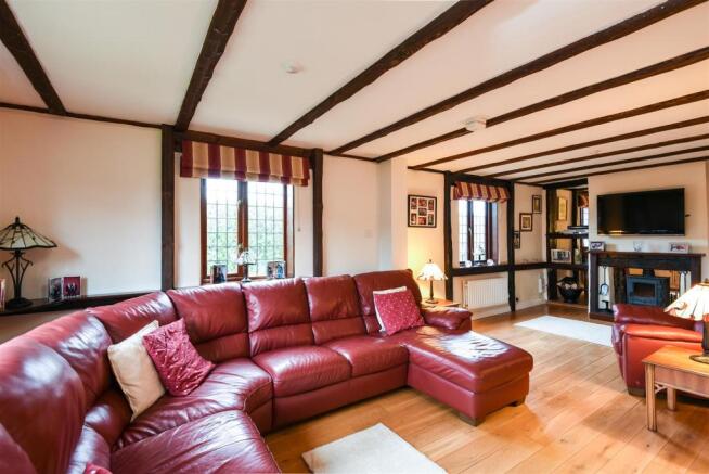 SITTING ROOM
