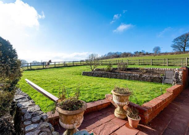 The Dales, Cotwall End Road-36.jpg