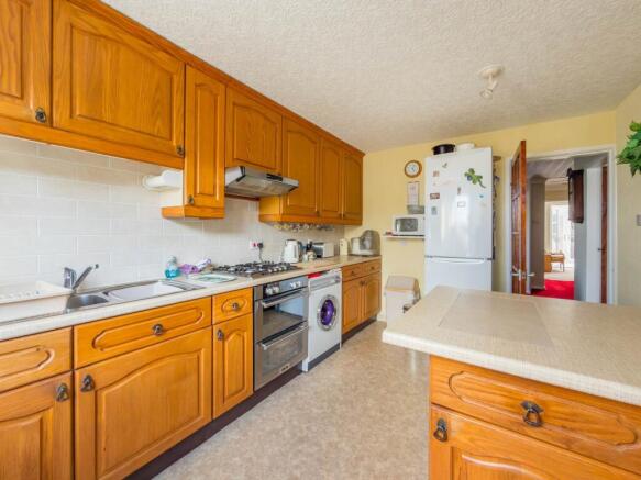 3 bed Detached Bungalow for sale Image 5