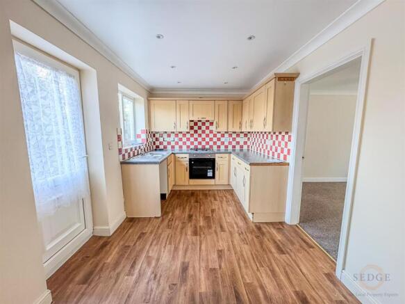 16 barge close-05.jpg