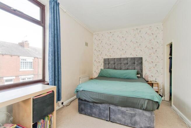 3 bed Terraced for sale Image 5