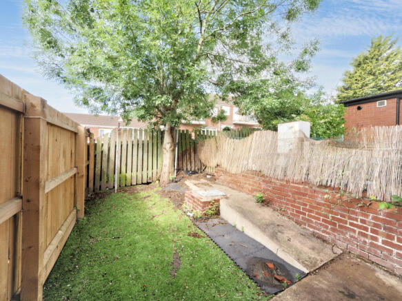 17 St Pauls Terrace, Nottingham NG7 5ED